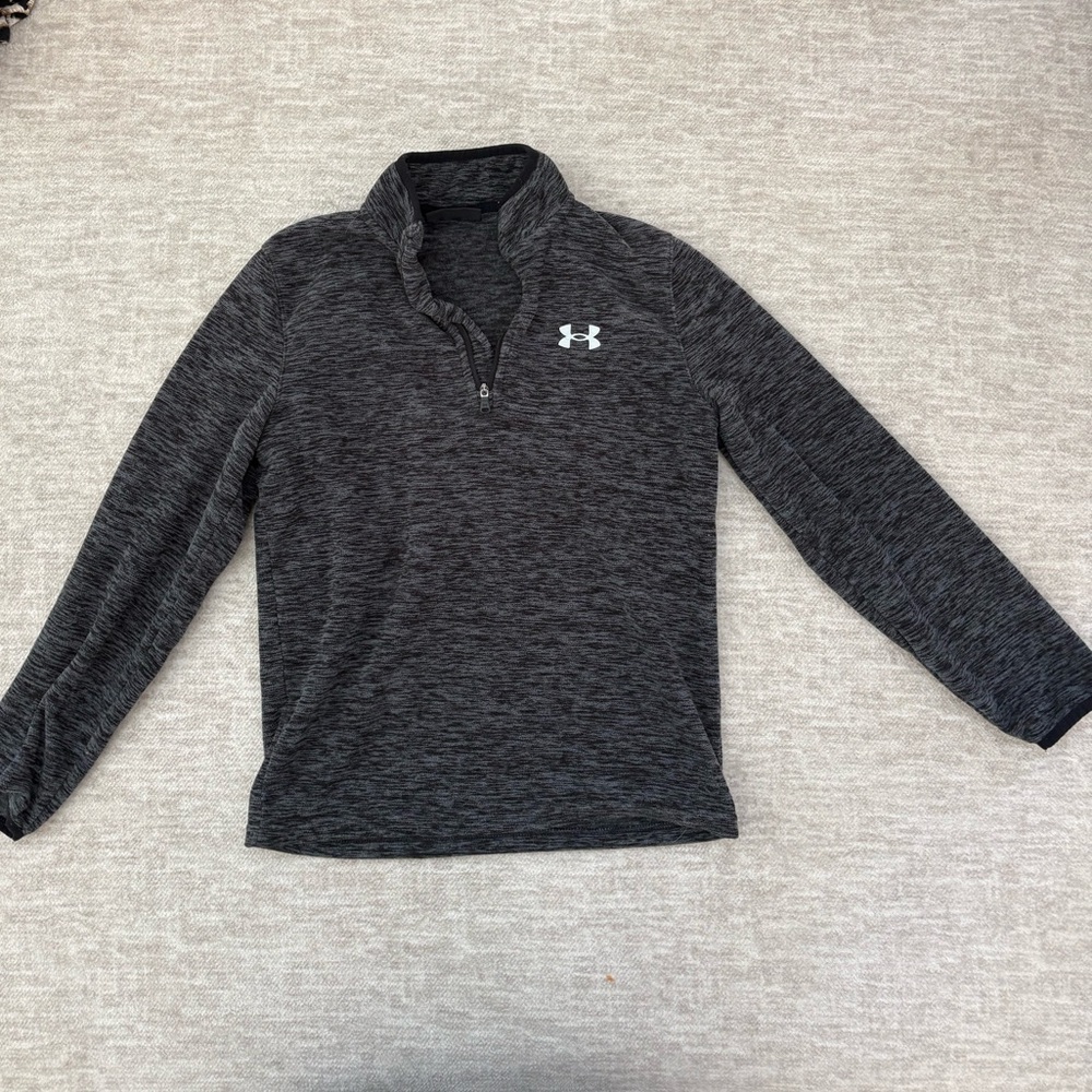 Boys Medium Under Armour Charcoal Gray Fleece